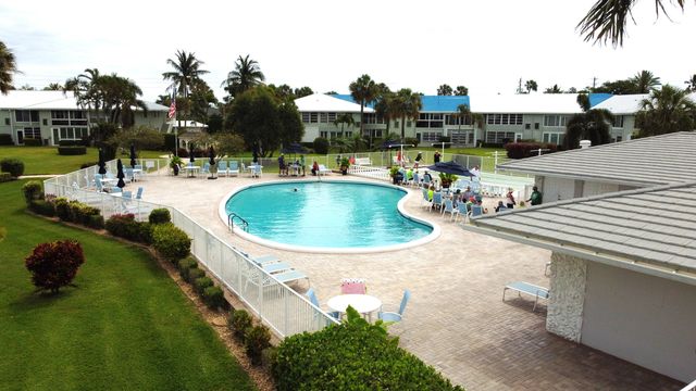 5540 N Ocean Boulevard 110, Ocean Ridge, FL 33435