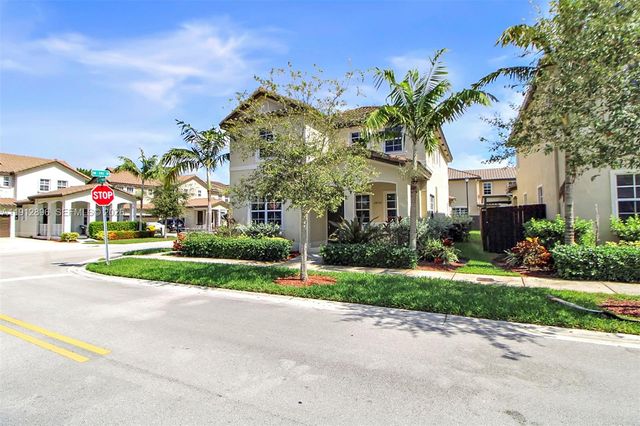 24301 SW 117th Path, Homestead, FL 33032