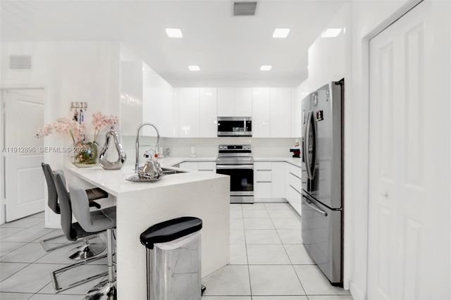 24301 SW 117th Path, Homestead, FL 33032