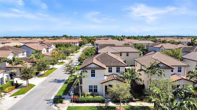 24301 SW 117th Path, Homestead, FL 33032