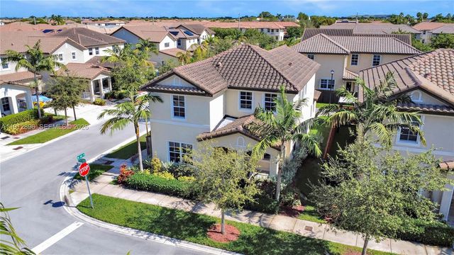 24301 SW 117th Path, Homestead, FL 33032