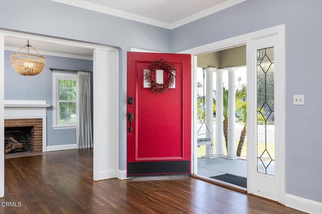 1469 Las Lunas Street, Pasadena, CA 91106