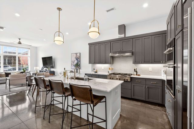 1204 7th Ave, N, Nashville, TN 37208