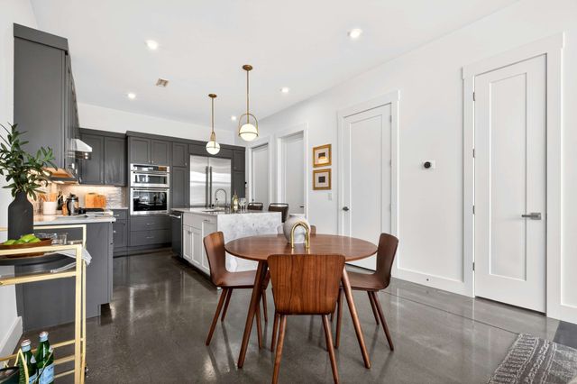 1204 7th Ave, N, Nashville, TN 37208