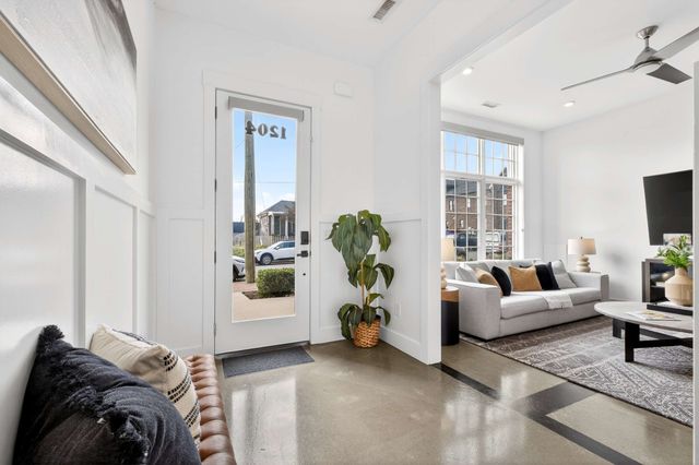 1204 7th Ave, N, Nashville, TN 37208