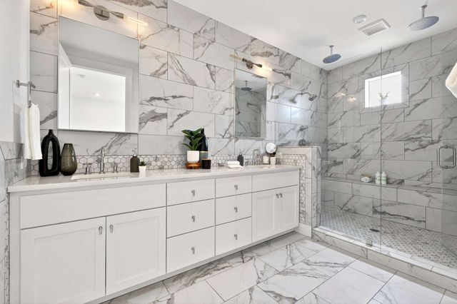 1204 7th Ave, N, Nashville, TN 37208