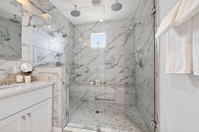 1204 7th Ave, N, Nashville, TN 37208