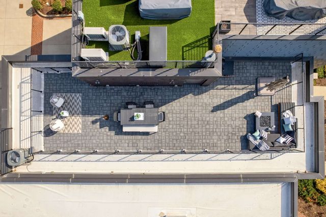 1204 7th Ave, N, Nashville, TN 37208