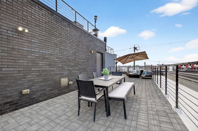 1204 7th Ave, N, Nashville, TN 37208