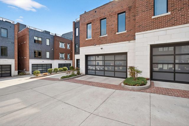 1204 7th Ave, N, Nashville, TN 37208