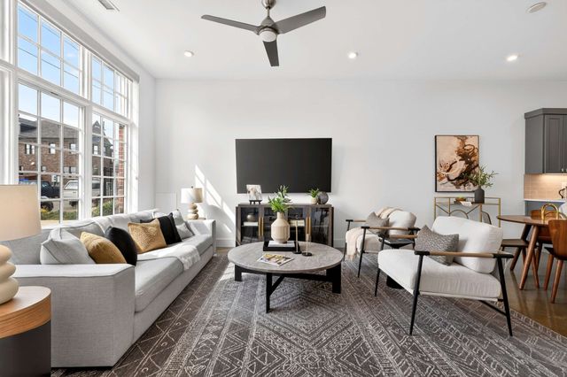 1204 7th Ave, N, Nashville, TN 37208