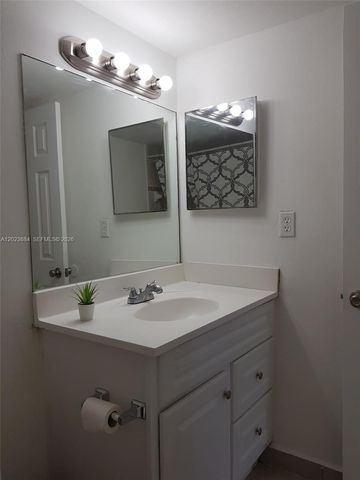606 W 81st St 314, Hialeah, FL 33014