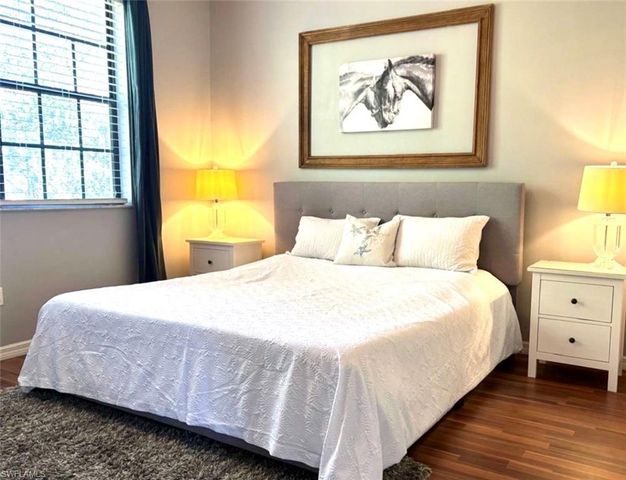 14908 Summit Place CIR 26, Naples, FL 34119