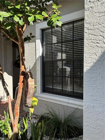 14908 Summit Place CIR 26, Naples, FL 34119