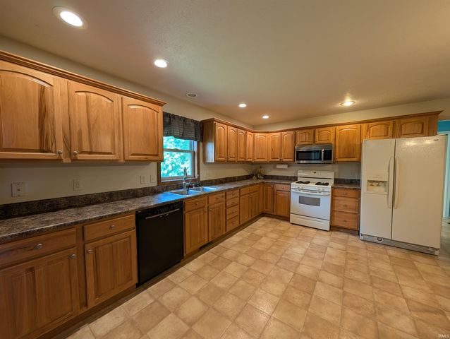 333 Fairview Drive, Goshen, IN 46528