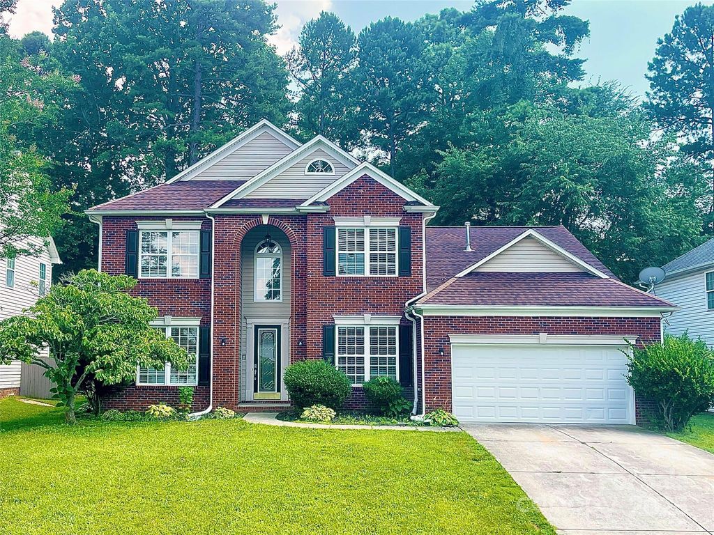 2834 Ritz Lane, Matthews, NC 28105