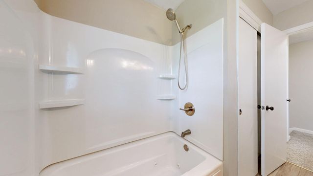 214 Vicksburg Drive, Nicholasville, KY 40356