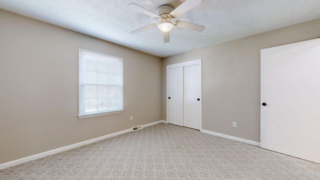 214 Vicksburg Drive, Nicholasville, KY 40356