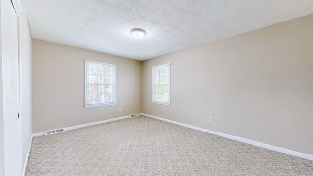 214 Vicksburg Drive, Nicholasville, KY 40356