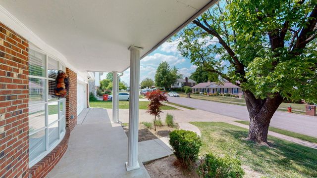 214 Vicksburg Drive, Nicholasville, KY 40356