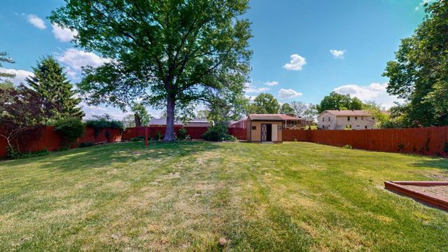 214 Vicksburg Drive, Nicholasville, KY 40356