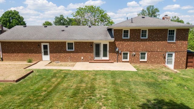 214 Vicksburg Drive, Nicholasville, KY 40356