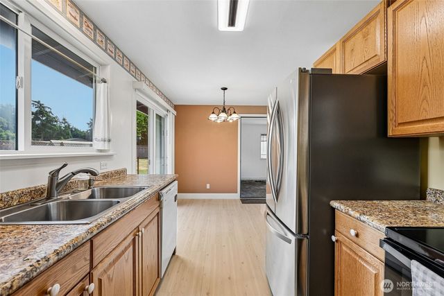 895 Prairie View Avenue, Coupeville, WA 98239