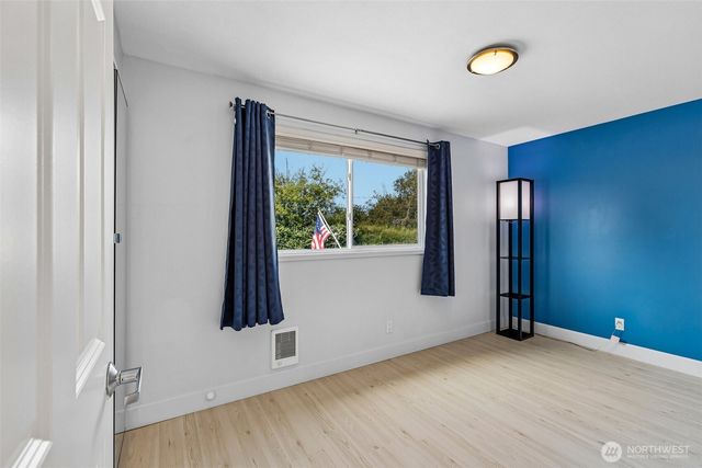 895 Prairie View Avenue, Coupeville, WA 98239