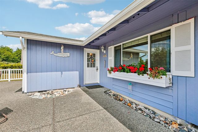 895 Prairie View Avenue, Coupeville, WA 98239