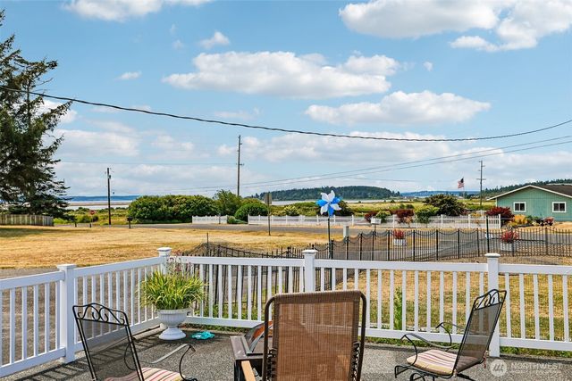 895 Prairie View Avenue, Coupeville, WA 98239