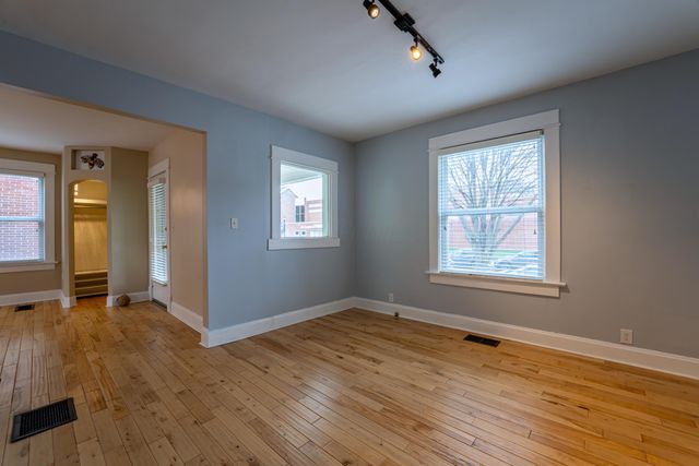 1322 Fairview Avenue, Columbus, OH 43212