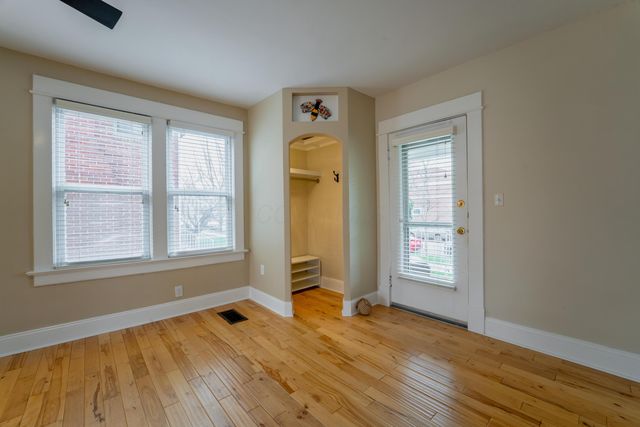 1322 Fairview Avenue, Columbus, OH 43212