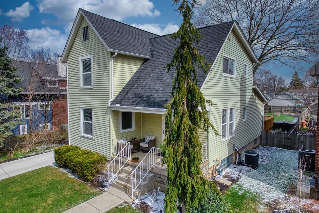 1322 Fairview Avenue, Columbus, OH 43212