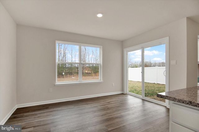 166 CHARMING FOREST AVE, La Plata, MD 20646