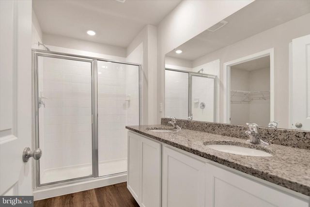 166 CHARMING FOREST AVE, La Plata, MD 20646