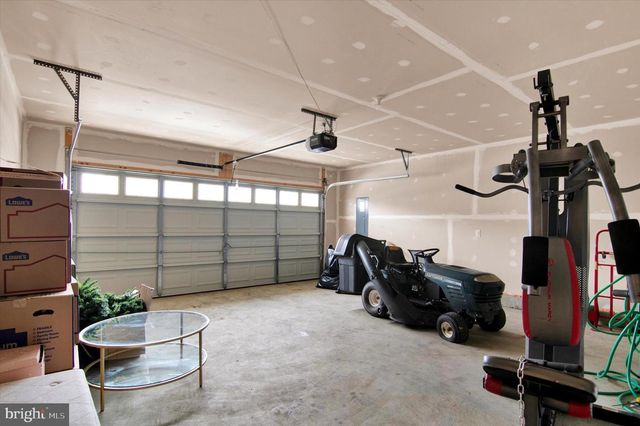 166 CHARMING FOREST AVE, La Plata, MD 20646