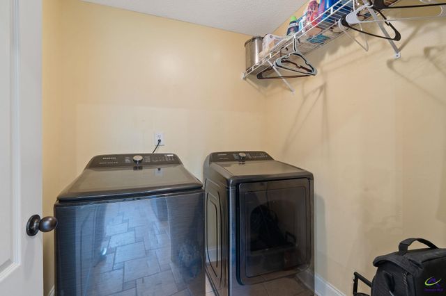 412 Arlington Falls Court, Bonaire, GA 31005