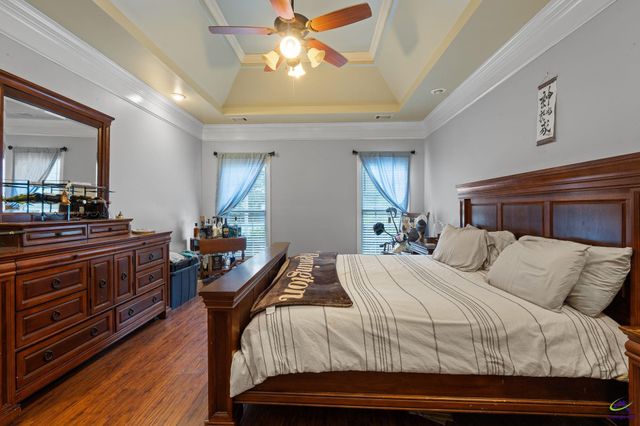 412 Arlington Falls Court, Bonaire, GA 31005