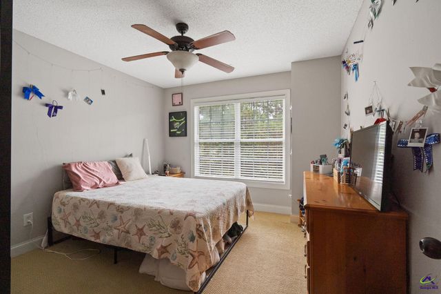 412 Arlington Falls Court, Bonaire, GA 31005