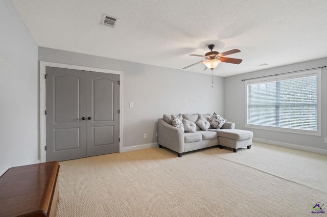 412 Arlington Falls Court, Bonaire, GA 31005