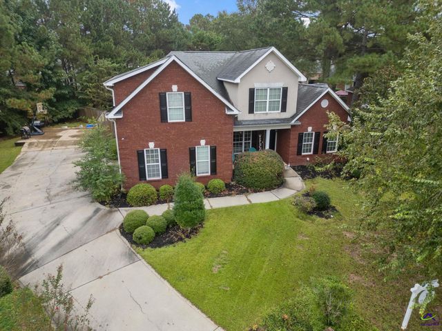412 Arlington Falls Court, Bonaire, GA 31005