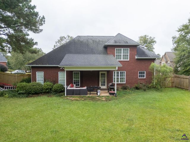 412 Arlington Falls Court, Bonaire, GA 31005