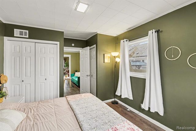 507 N Walnut Street, Fenton, MI 48430