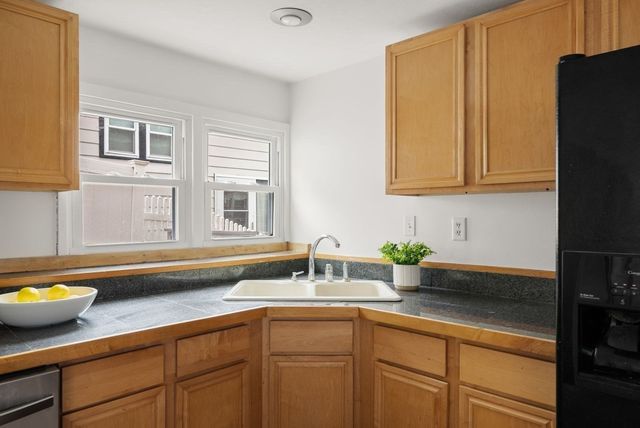 2-4 New Haven Street 4, Boston, MA 02132