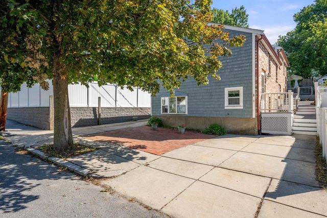 2-4 New Haven Street 4, Boston, MA 02132