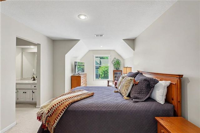 14131 Cody Street, Overland Park, KS 66221