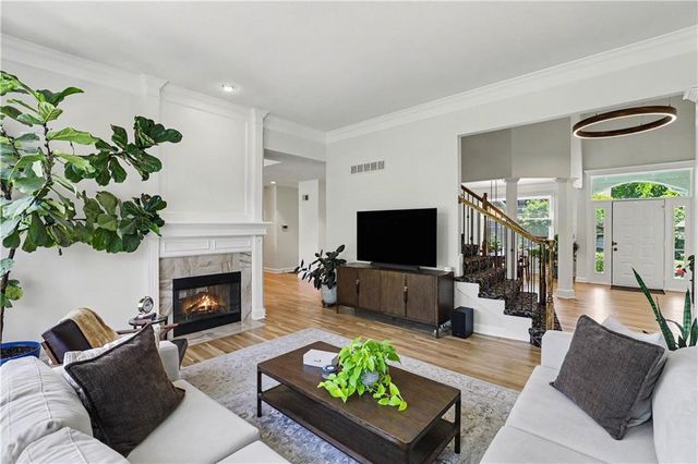 14131 Cody Street, Overland Park, KS 66221