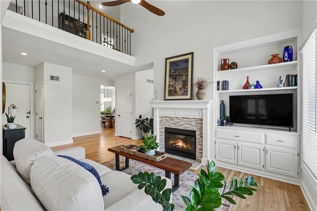 14131 Cody Street, Overland Park, KS 66221