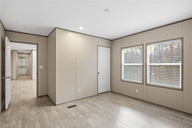 6 W Richfield Drive, Westminster, SC 29693