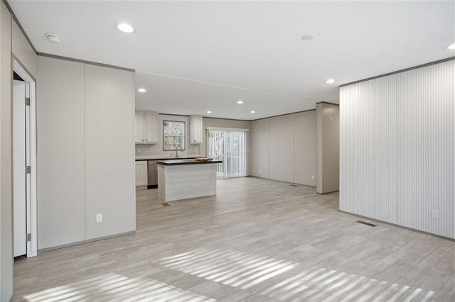 6 W Richfield Drive, Westminster, SC 29693